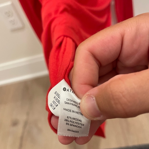 Athleta Red Women's Sweatshirt - Picture 5 of 5